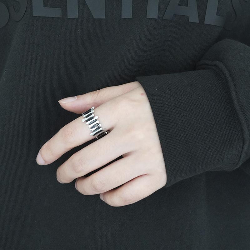 Fence Irregular Striped Ring