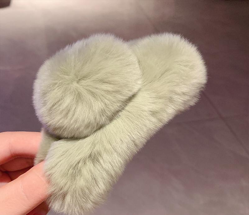 Furry Hair Claw Clip