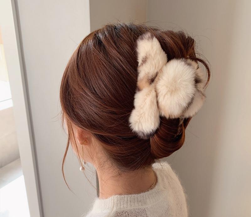 Furry Hair Claw Clip