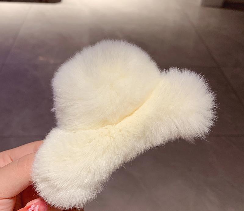 Furry Hair Claw Clip