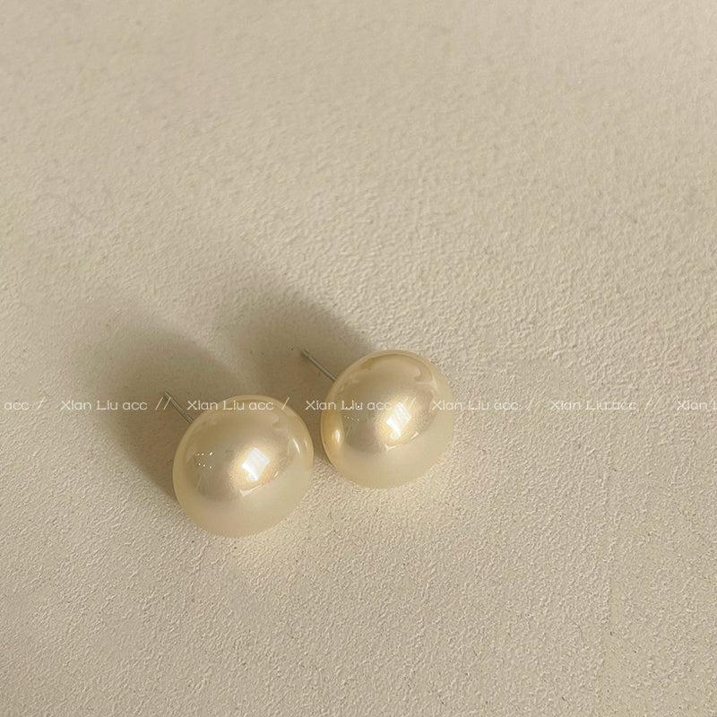 Hemisphere Pearl Earrings