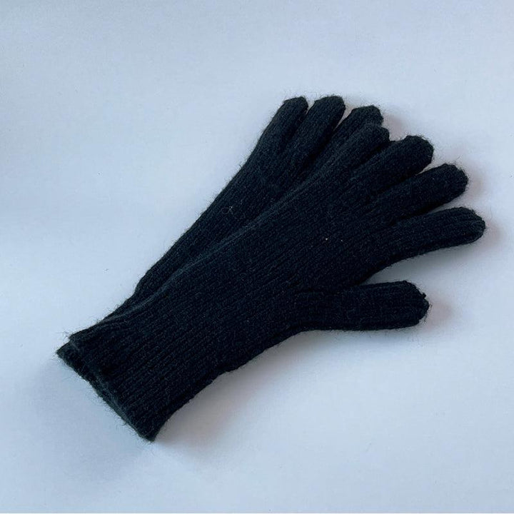 Knitted Gloves