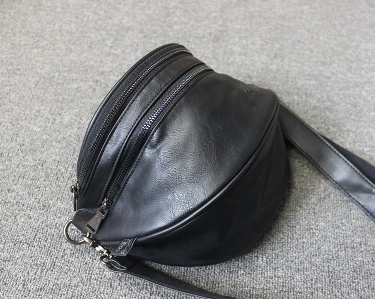 Large-Capacity Shoulder Bag