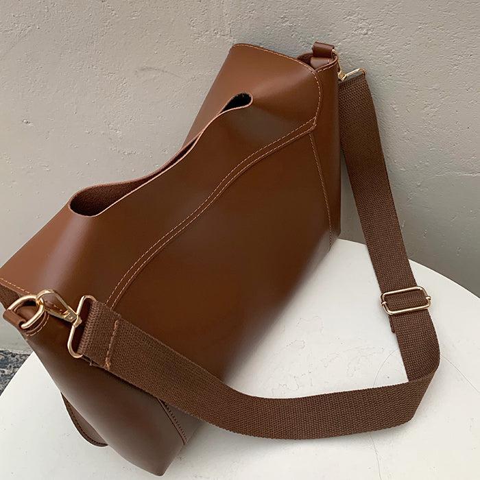 Large-Capacity Leather Shoulder Bag