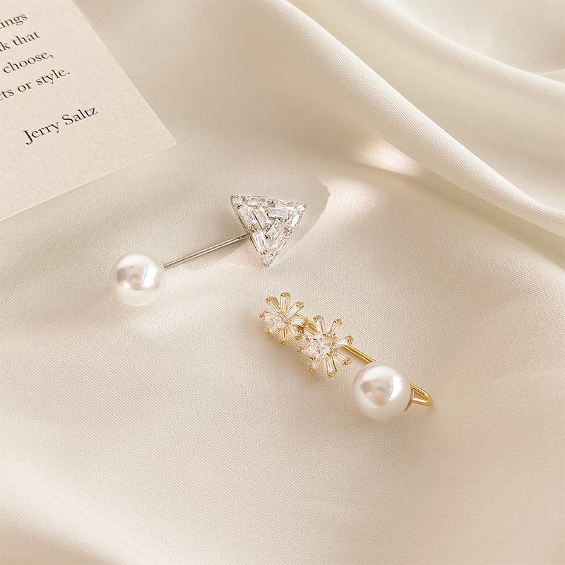 Pearl Brooch