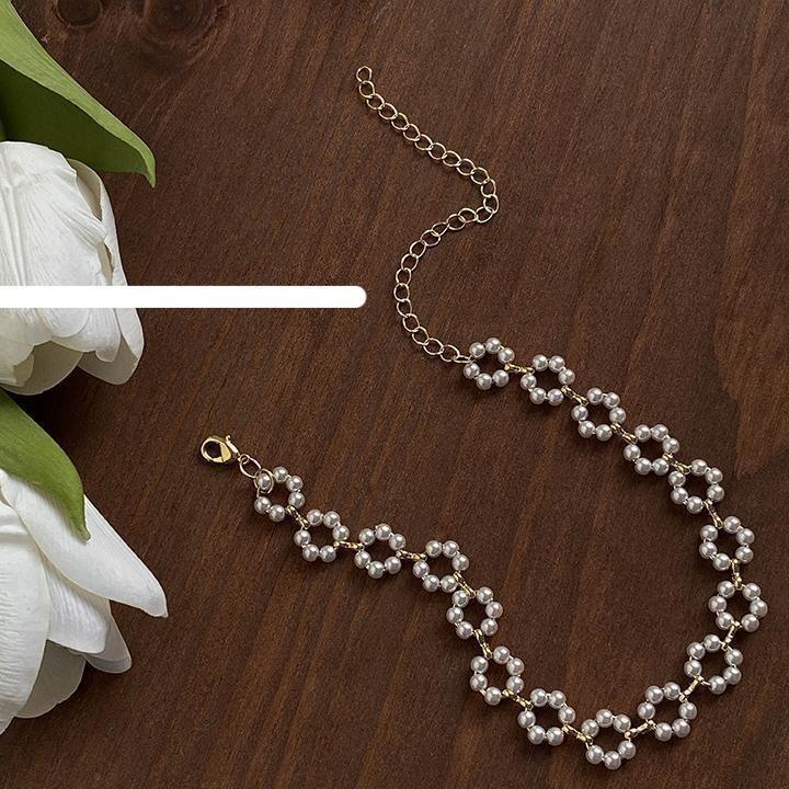 Pearl Flower Circle Necklace