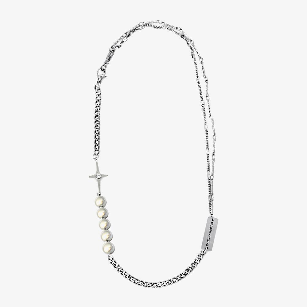 Reflective Pearl Necklace