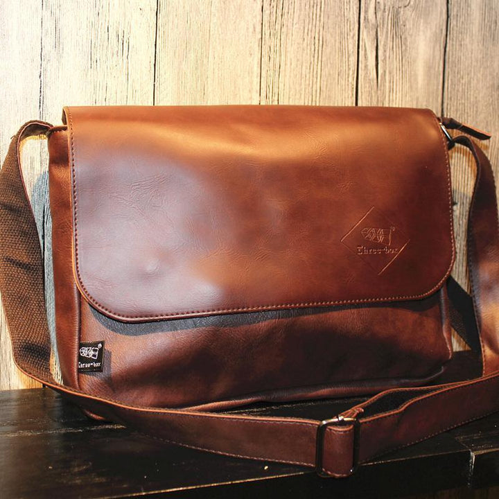 Retro Simple Messenger Bag