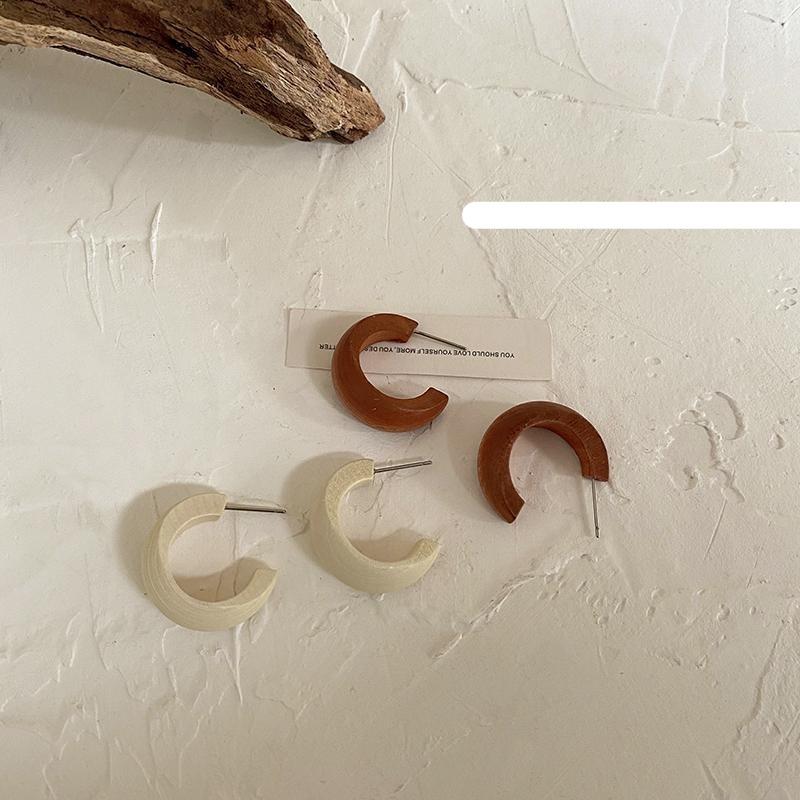 Wooden C-Shaped Earrings